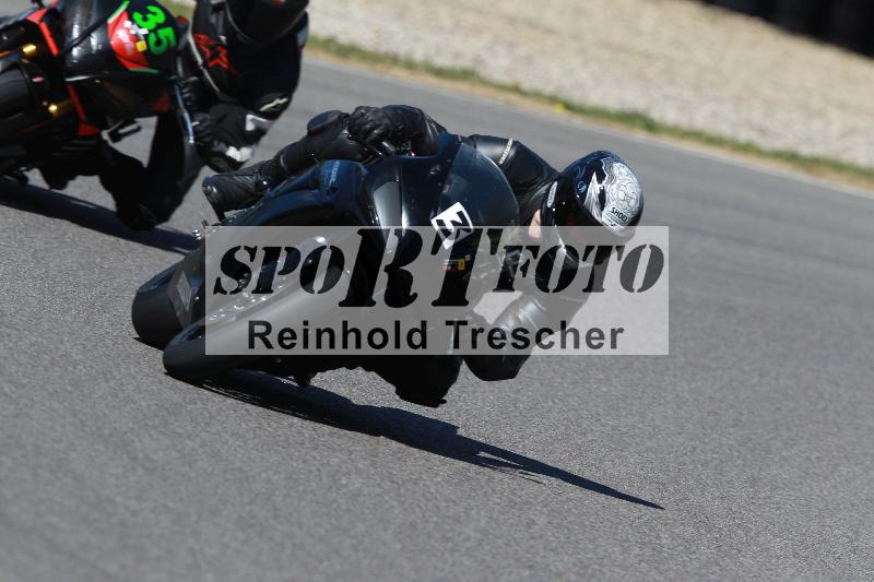 /Archiv-2022/08 17.04.2022 Speer Racing ADR/Gruppe gelb/3